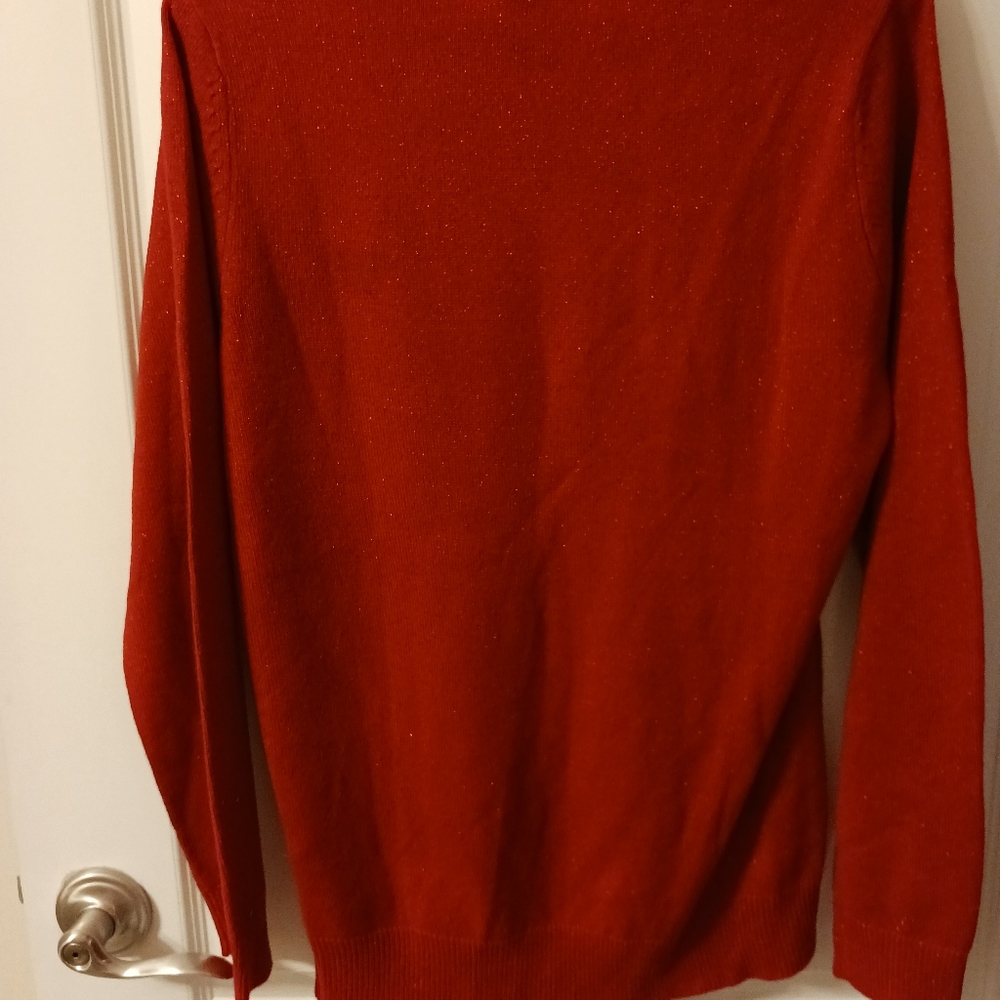 Sweater - Picture 4 of 4